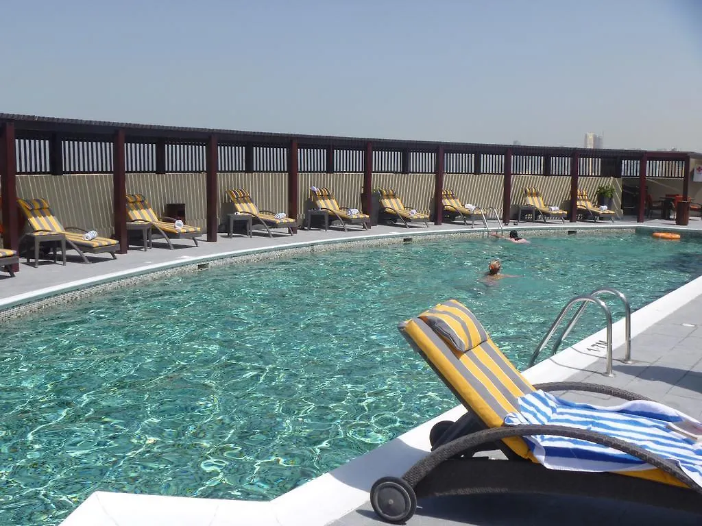 מלון דירות דובאי Lotus Grand Hotel Apartments