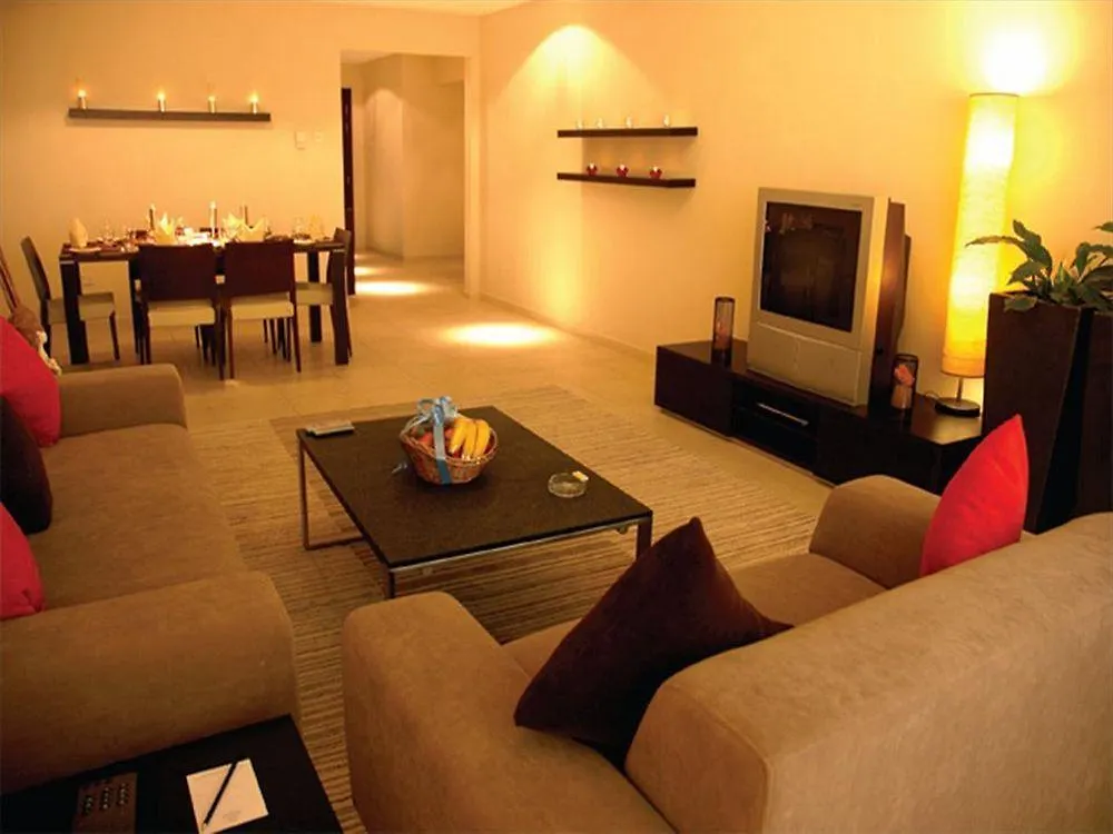 דובאי Lotus Grand Hotel Apartments