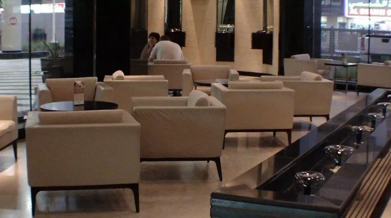 **** מלון דירות דובאי Lotus Grand Hotel Apartments איחוד האמירויות הערביות