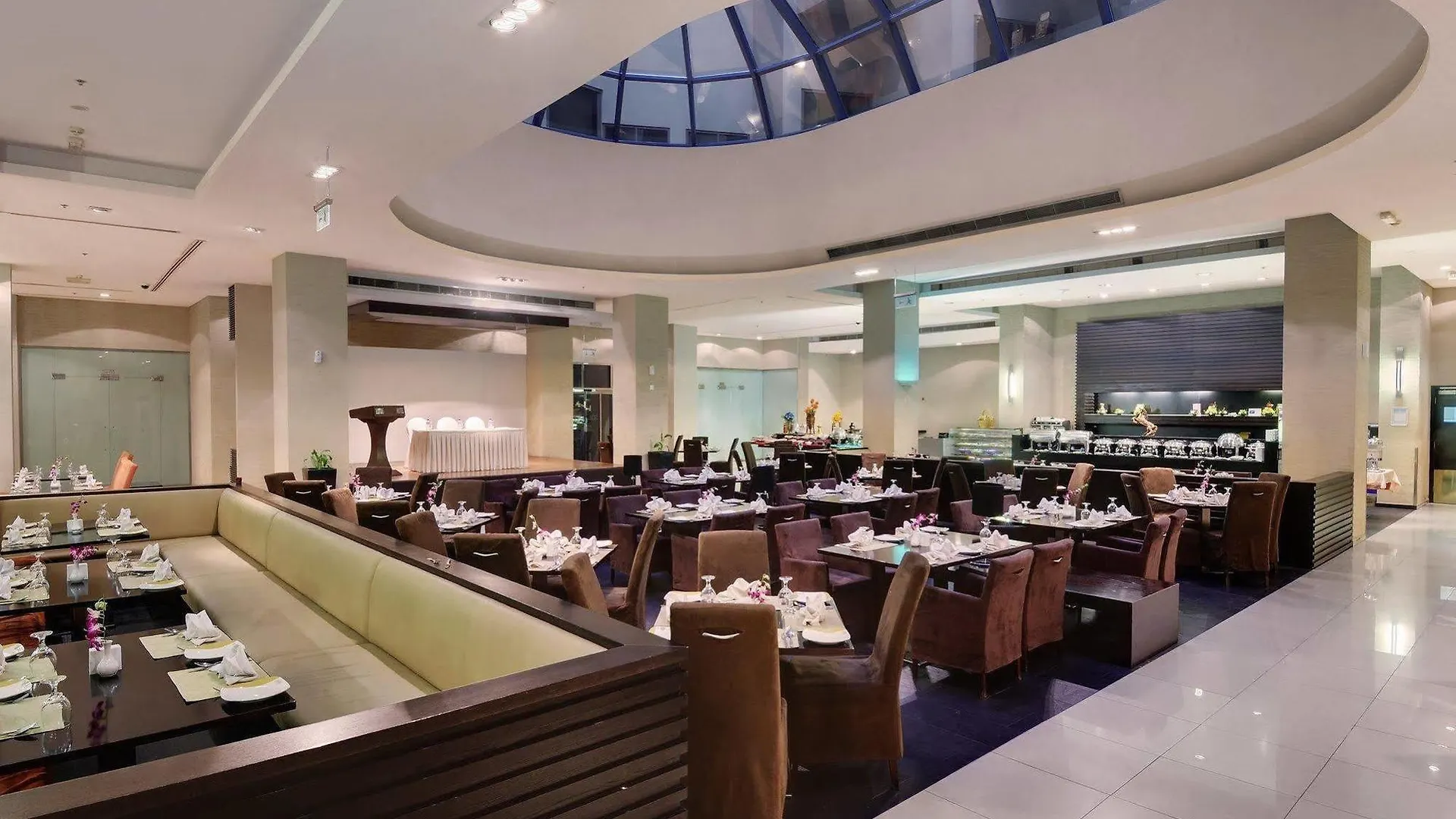 מלון דירות דובאי Lotus Grand Hotel Apartments