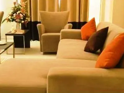 דובאי Lotus Grand Hotel Apartments מלון דירות
